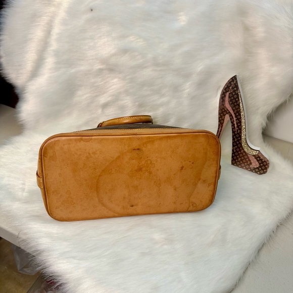 Louis Vuitton Monogram Satchel - Picture 16 of 17